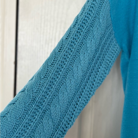 MACNOORA Sky Blue Sweater W Size S with cable knit sleeves and ribbed crew neck - Picture 5 of 12